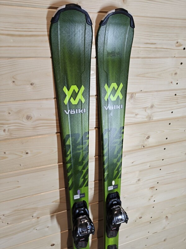 LYŽE VOLKL DEACON 7.2 GREEN 151CM